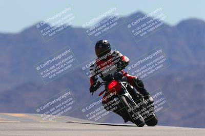 media/Mar-24-2025-Moto Forza (Mon) [[57ce5c5cff]]/3-Beginner Group/Session 4 (Turn 9)/